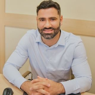 Dr. Lucas de Azevedo Pereira