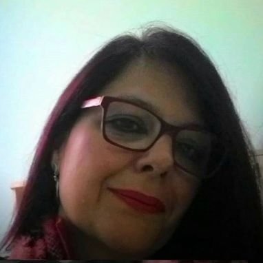 Dra. Simone Estácio