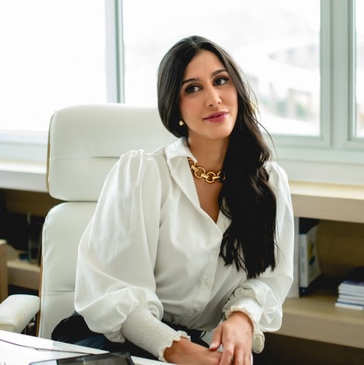 Dra. Mariana Barros