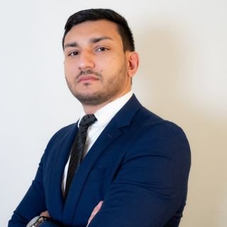 Dr. Magnum Pereira