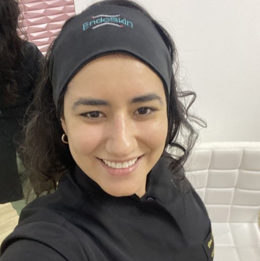 Dra. Aline Sanabria Martins