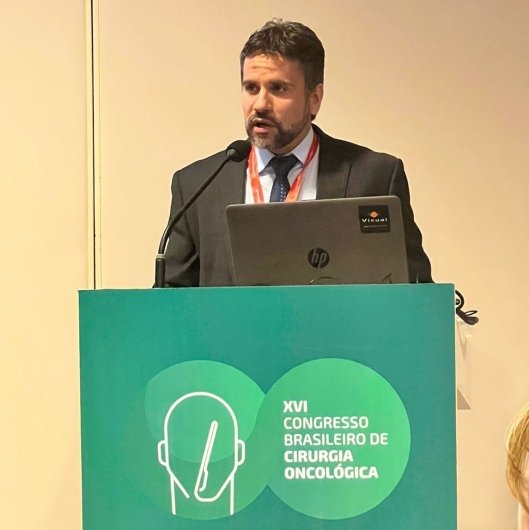 Dr. Rafael Alves Perdomo