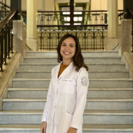 Dra. Camilla de Almeida Martins