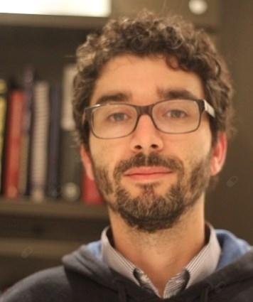 Dr. Marcelo Alves Carriello