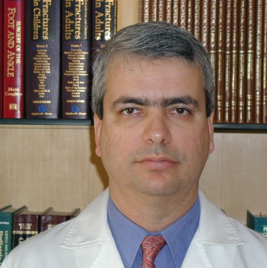 Dr. Sidney Quintas