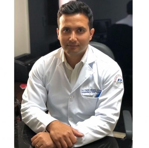 Dr. Carlo Magno Ignácio Silva