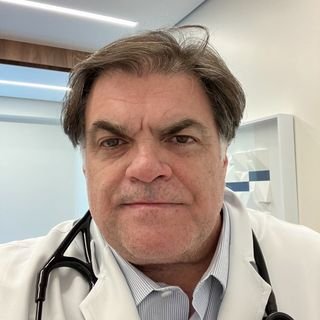 Dr. Alex Freire de Carvalho