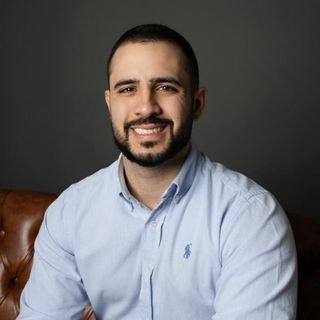 Dr. Rene Felipe Nassar Trindade