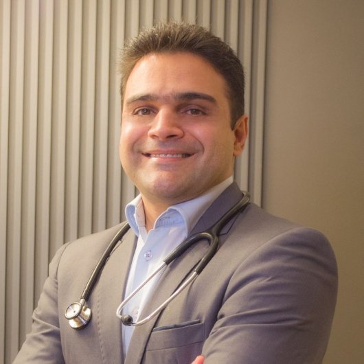 Dr. Marcos Reis Gonçalves