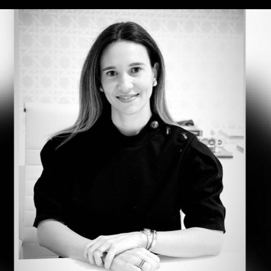 Dra. Luciana Reis Pereira Vicente