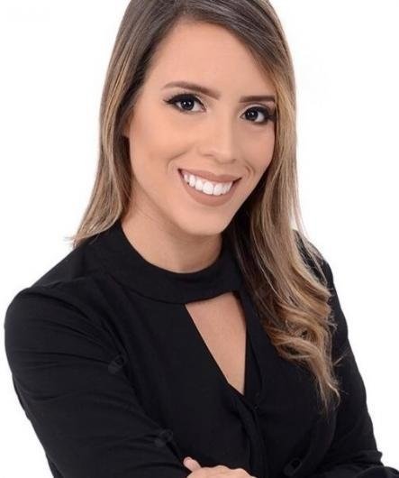 Dra. Laíssa Diniz