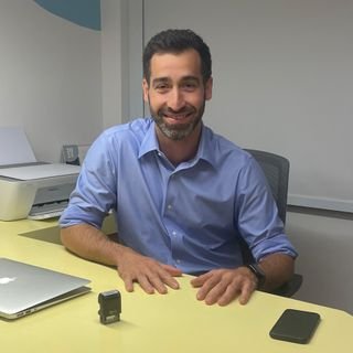 Dr. Guilherme Simões de Faria