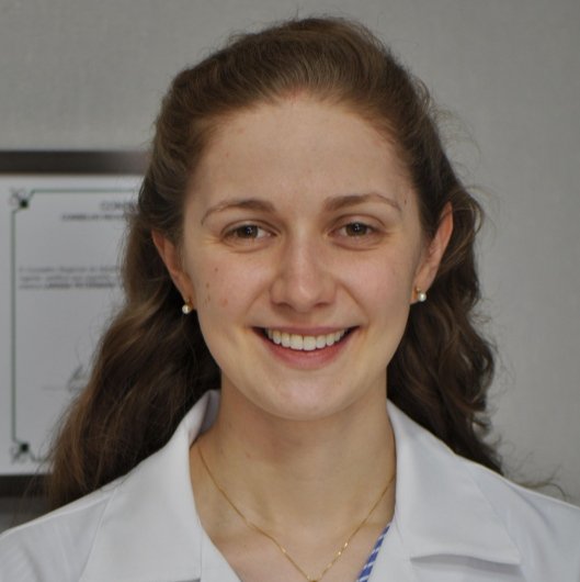 Dra. Larissa Petermann Jung