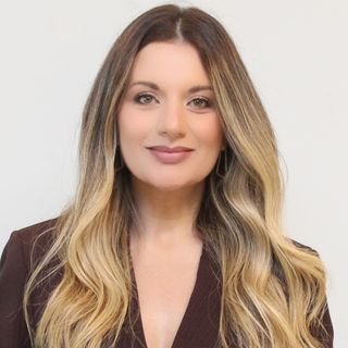 Dra. Bárbara Fraga