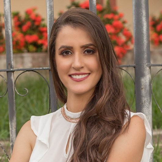 Dra. Danielle Durães Nobre