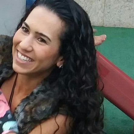 Dra. Aline Moreira Lucena