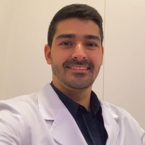 Dr. Douglas Souza