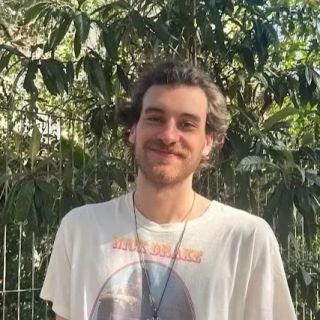 Vinícius Emrich Peixoto Buchignani