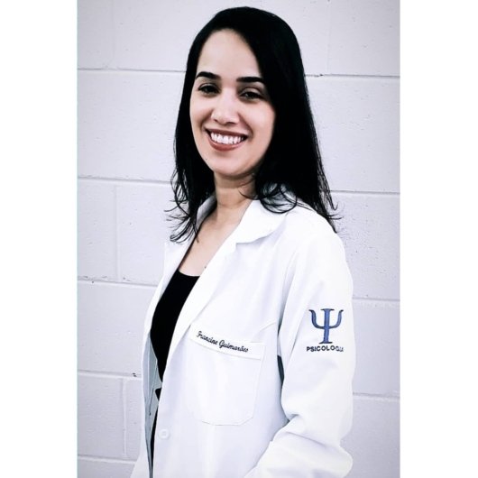 Francine Guimarães Santos