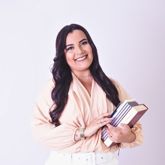 Júlia Alves Corrêa de Oliveira