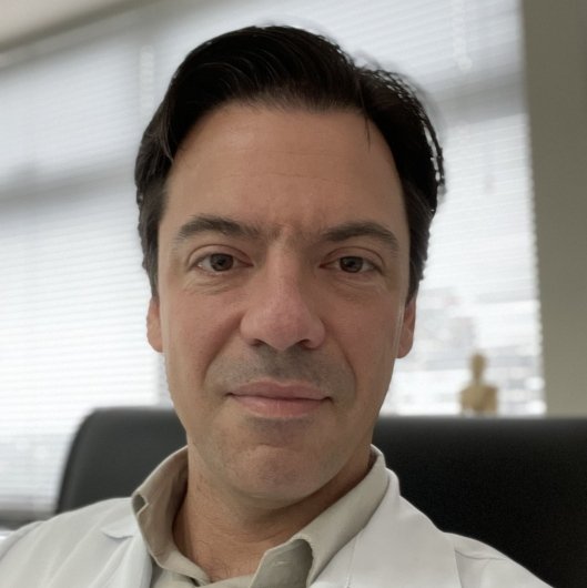 Dr. Fernando Costa Espiga