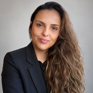 Dra. Pâmela Sarto Lopes