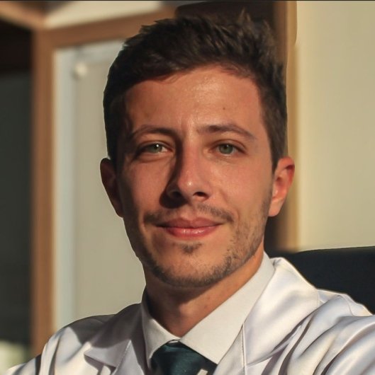 Dr. Artur Koerig Schuster
