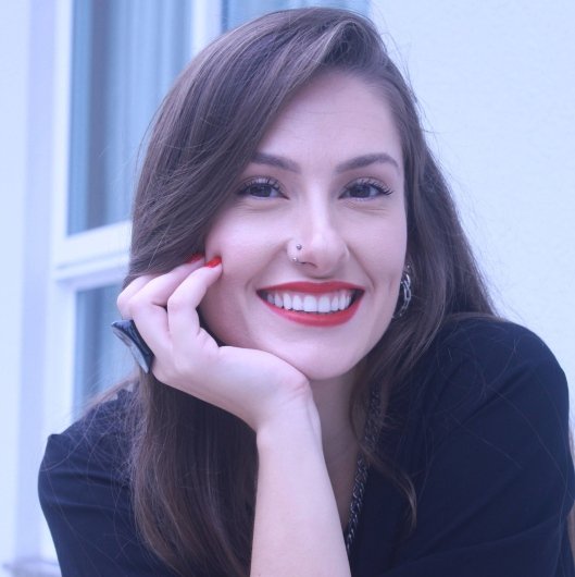 Dra. Alessandra Gomes