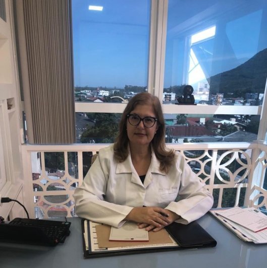 Dra. Valérie Noronha Menezes Kreutz