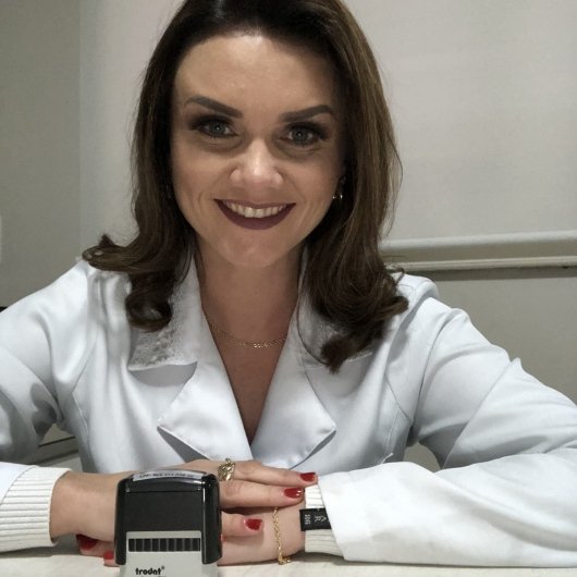 Dra. Gabriela Nogueira Lorenzi