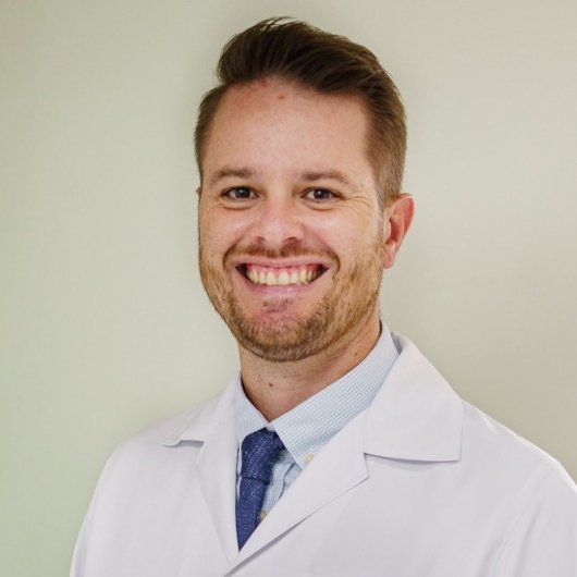 Dr. Felipe Alves Brugnolo