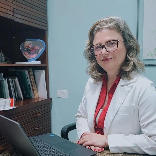 Dra. Kátia Serra Ayres Craveiro de Almeida