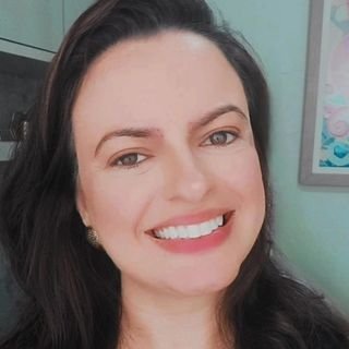 Dra. Thalita Lima Milagres Cardoso