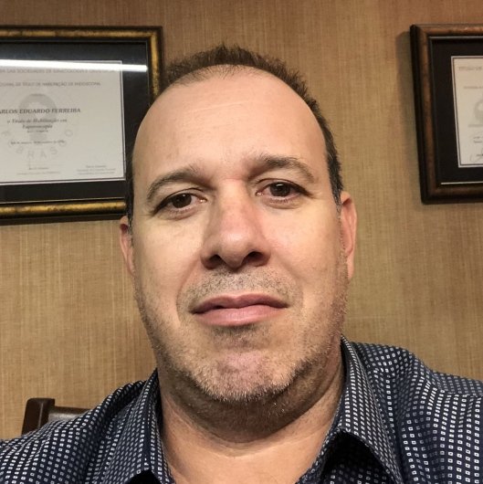 Dr. Carlos Eduardo Ferreira