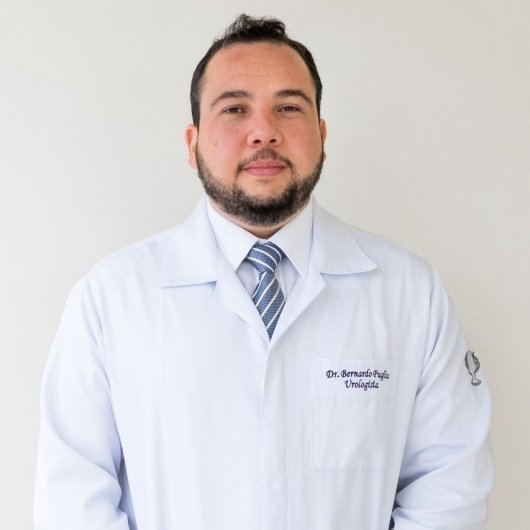 Dr. Bernardo Puglia