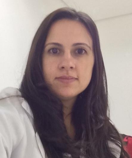 Dra. Mirella Araujo da Costa