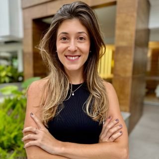 Dra. Mariana Menegotto