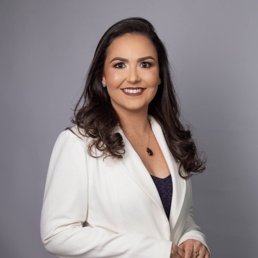 Dra. Evelynne Oliveira