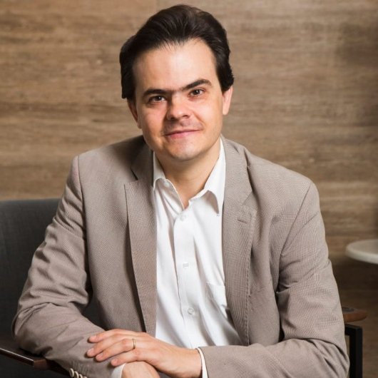 Dr. José Vitor de Oliveira Júnior