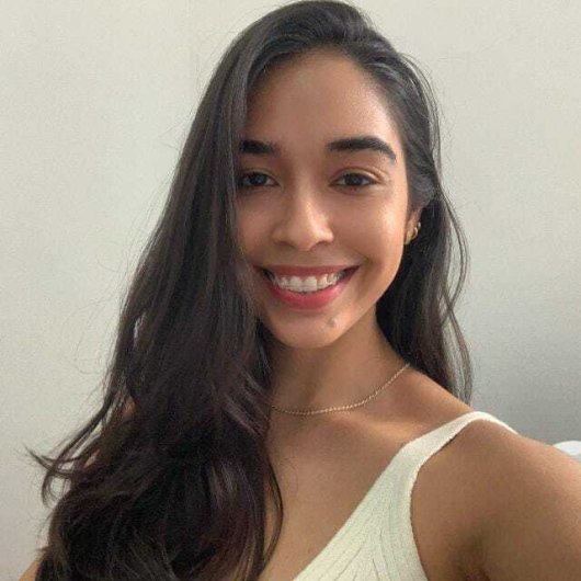 Camily Freitas