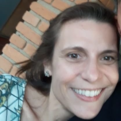 Dra. Katia Carneiro