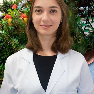 Dra. Ana Carolina Viera Lima