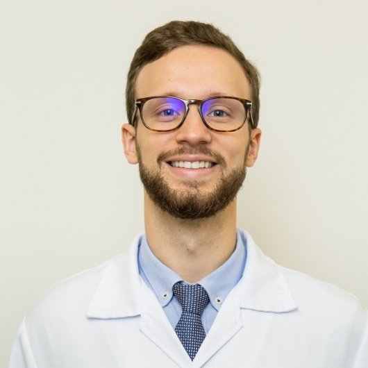 Dr. Lucas Partezani