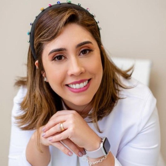 Dra. Rafaela Mendes