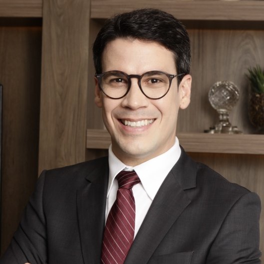 Dr. Iuri Neville