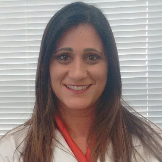 Dra. Fernanda Castro Dantas