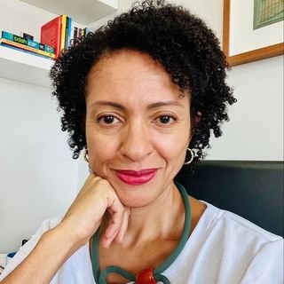 Luciana C. Monteiro