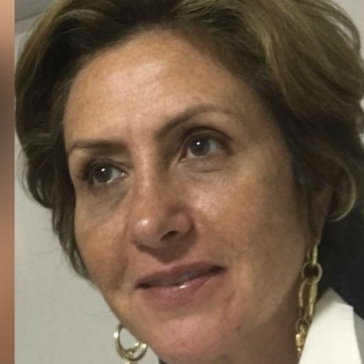 Dra. Ana Paula Furtado Cordeiro Tupynamba