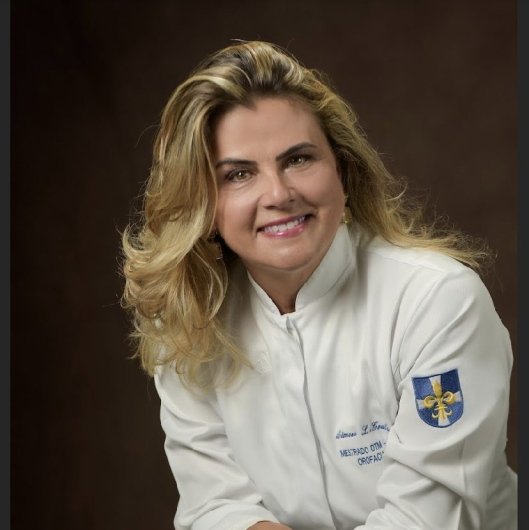 Simone Lacerda Goulart