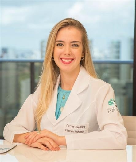 Dra. Clarissa Bandeira